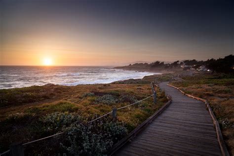 Local’s Guide to Cambria - Sunset Magazine
