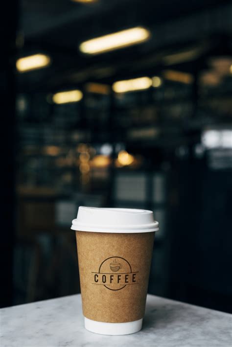 Download Free PSD | Mockup of a cup of takeaway coffee
