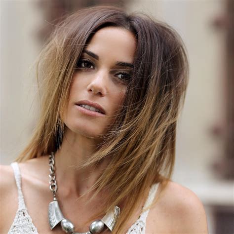 C'est en 2012 que la jeune femme se fait connaître du grand public en participant à la saison 6 de «secret story» diffusée sur tf1. Capucine Anav : très sexy avec son bikini noir au Club Med ...