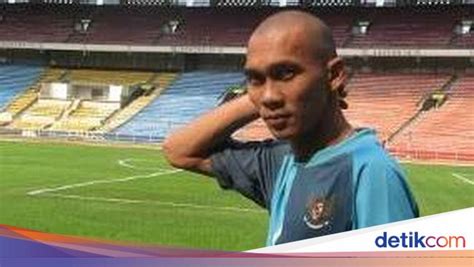 Markus Horison Jadi Pelatih Kiper Aceh United