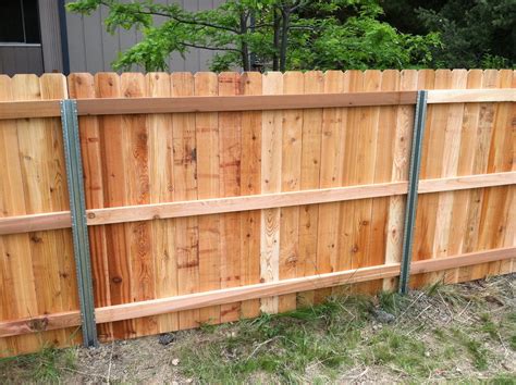 20+ Wood Privacy Fence With Metal Posts – ZYHOMY