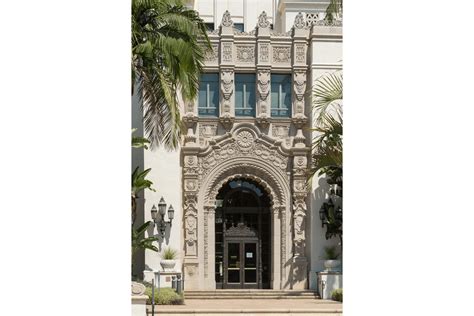 If you book with tripadvisor, you can cancel up to 24 hours before your tour. Beverly Hills City Hall - Spectra Company