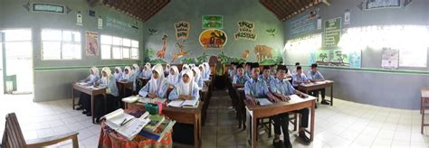 Check spelling or type a new query. Ide 32+ Dekorasi Kelas Smk Otomotif Untuk Inspirasi ...