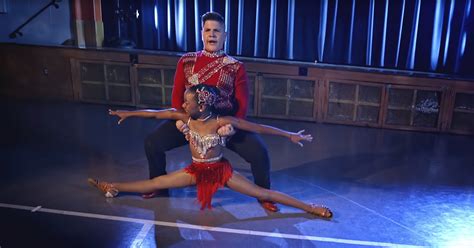 Maria simon was born on february 6, 1976 in leipzig, german democratic republic. Simon & Maria Dance Their Way Into Our Hearts With This ...
