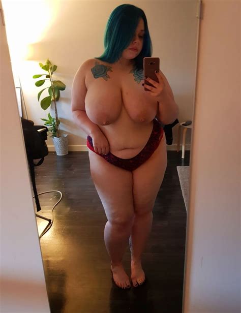 Big Booty Panty Selfie
