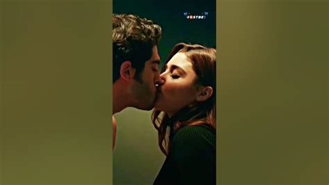 Hayat Murat Kissing Scene 💋😘 Handeerçel Burakdeniz Shorts Youtube