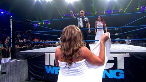 The Knockouts Evening Gown Match Madison Rayne Vs Angelina Love