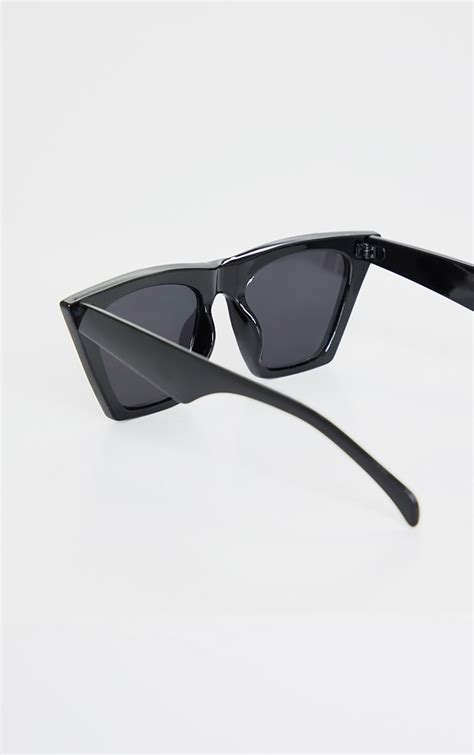 black triangle sunglasses accessories prettylittlething