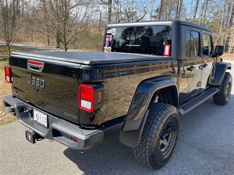 2021 Jeep Gladiator With 17x9 12 Fuel Warp And 33125r17 Toyo Tires