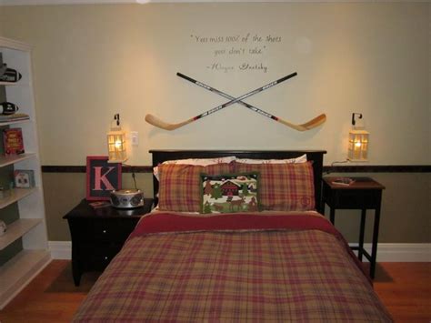 Our boys are huge hockey fans, so we built them the ultimate hockey bedroom. Mar232011+002.jpg 1,600×1,200 pixels (With images ...
