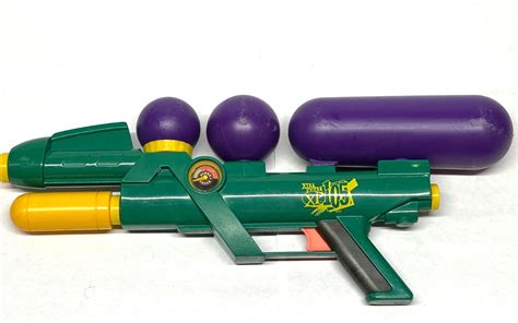 Vintage Larami Xp105 Air Pressure Super Soaker Extra Power Water Squirt