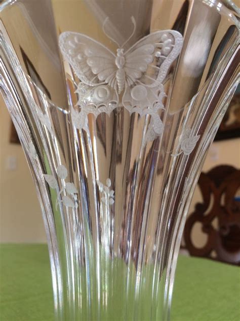 Marvelous Signed Clear Glass Vase With Butterfly Dragonfly Ladybug