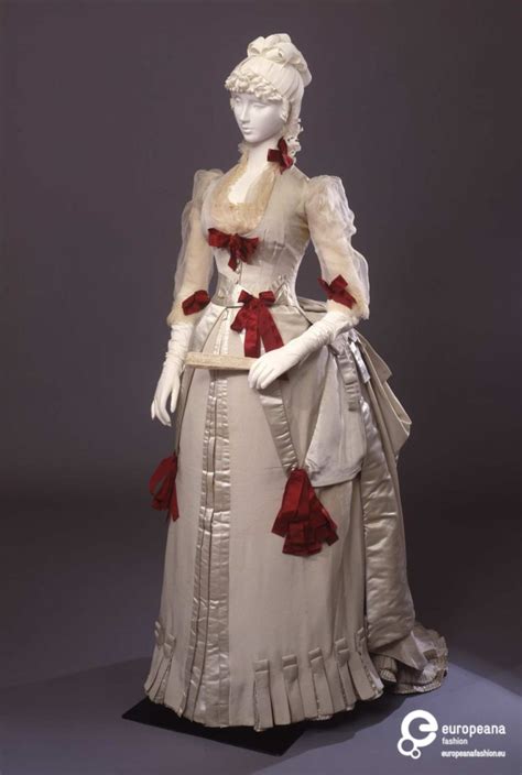 Rate The Dress Red Ribbons 1884 The Dreamstress
