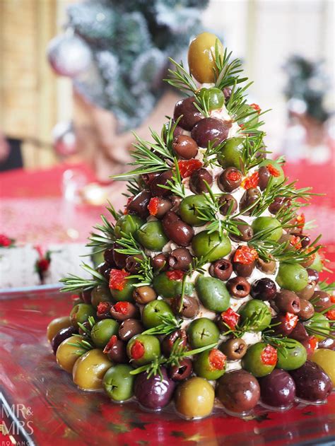 The Ultimate Cheese And Olive Christmas Tree Recipe Mmrmr And Mrs Romance
