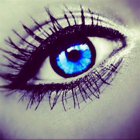 Pin By Britt On Cute Dark Blue Eyes Blue Eyes Makeup