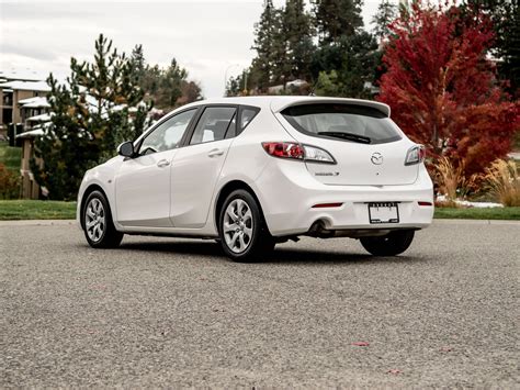 Pre Owned 2010 Mazda3 Gx Front Wheel Drive 4 Door Hatchback