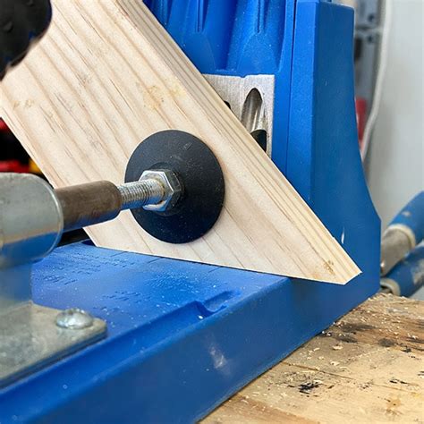 Learn How To Make Pocket Holes In Angled Boards Using A Kreg Jig Get