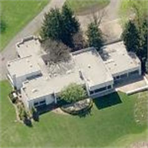 Dennis Rodman's House in Bloomfield Hills, MI (Bing Maps)