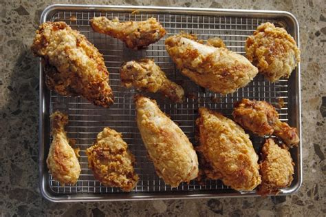 Add marinated chicken and cook about 10 minutes. Fried Chicken (Pioneer Woman) | KeepRecipes: Your ...