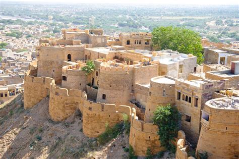 Famous Forts To Visit In India