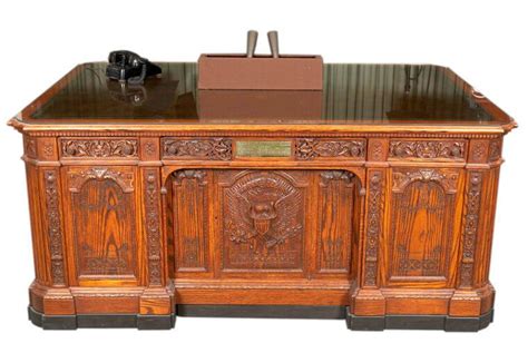 Replica Of The Hms Resolute Desk All Artifacts The John F Kennedy