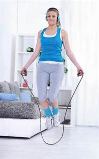 Once you feel comfortable with the basic jump, practice jumping rope once a day. Can jumping rope help you lose weight - Ideal figure