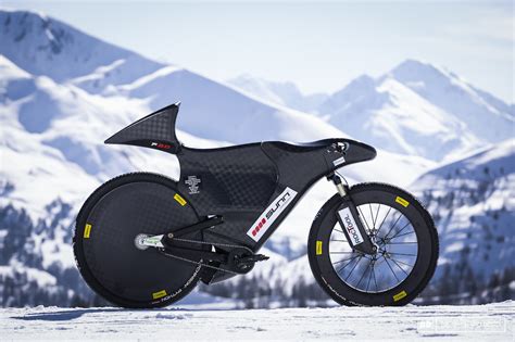 Top 7 fastest bikes in the world 2020 people love riding motorcycles for various reasons. Eric Barone Breaks World Speed Record by Bike - The Full ...