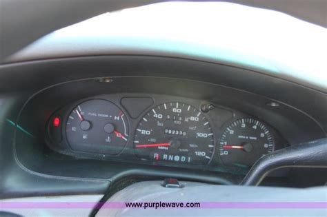 2002 Ford Taurus Se In Wichita Ks Item A2896 Sold Purple Wave