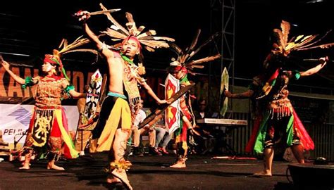 Tari Tradisional Dari Kalimantan Timur Sarana Pendidikan Menuju