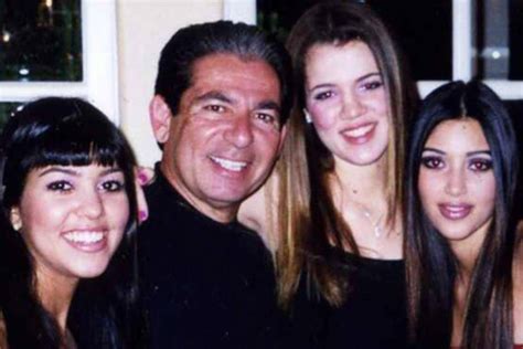 Who Was Robert Kardashian Sr 7 Things To Know About Kris Jenner’s Ex Husband And Kim Khloé