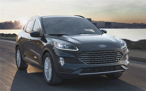 2021 Ford Escape Review ®