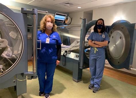 At Greenwich Hospital Hyperbaric Medicine Provides Hope To Covid Patients Greenwich Free Press