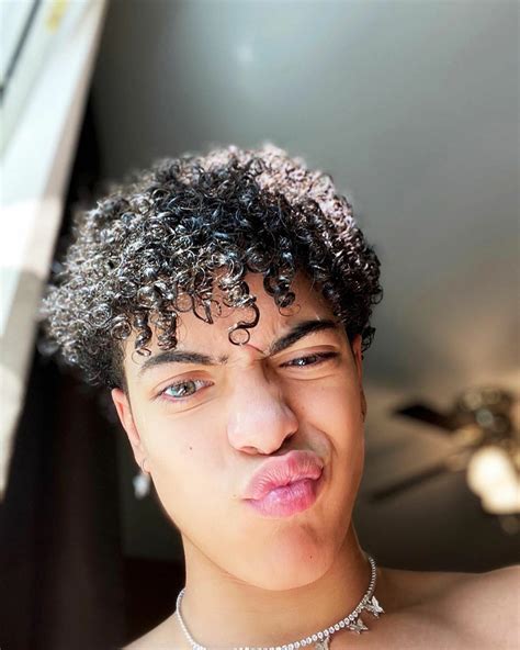 Light Skins With Curly Hair Best Hairstyles Ideas For Women And Men