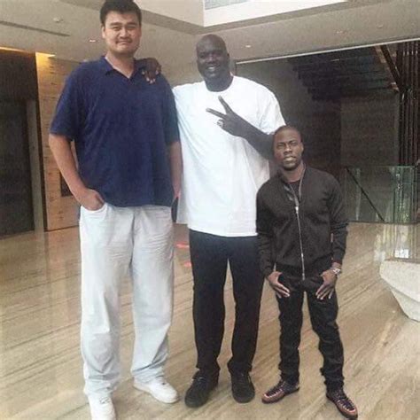 He is 5 feet and 2 inches tall; Kevin Hart next to Shaq and Yayoming by sharon_needles # ...