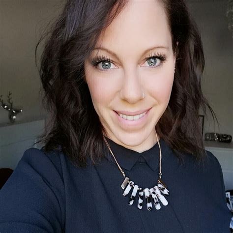 Jun 30, 2021 · „mit einem ausgefeilten konzept und einer starken regionalen kooperation leistet der studienfonds owl bemerkenswertes, um uns junge talente darin zu unterstützen unsere persönlichkeit zu entwickeln und entfalten zu können. Anja Küng - Arzt- und Spitalsekretär - Insel Gruppe AG | XING