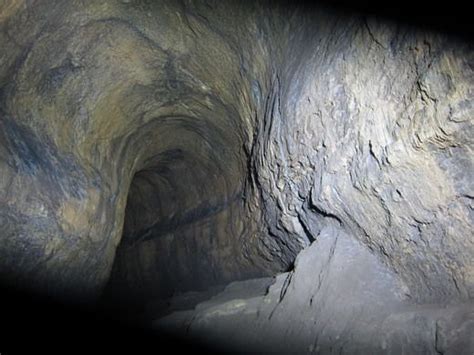 Lava River Cave Bend Oregon Atlas Obscura Lava Tubes Cave Cave