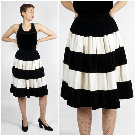 vintage  black  white striped velvet skirt  junior