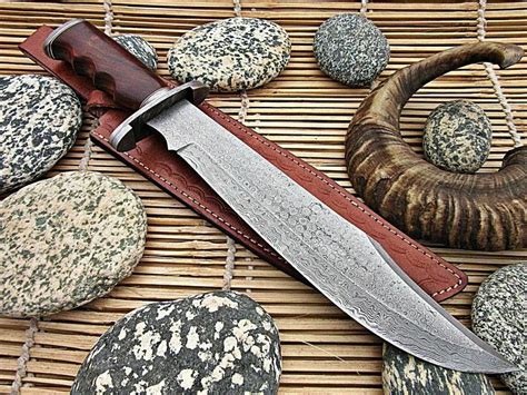 Handmade Damascus Steel Hunting Bowie Knife Full Tang With Leather