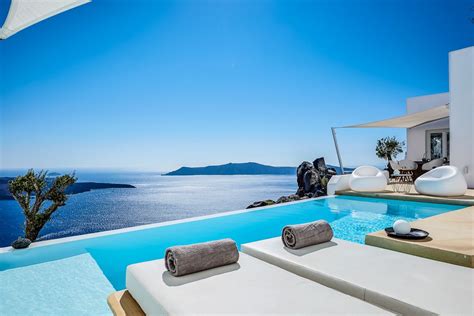 The 4 Best Villas In Santorini Luxury Honeymoon Destinations