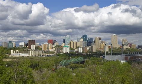 Holidays in Edmonton, Alberta 2021/2022| Canadian Affair
