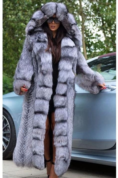 Long Real Silver Fox Fur Coat Winter Fashion Whole Skin Fox Fur Jackets