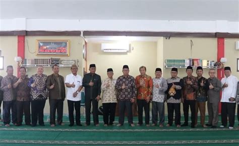 Sambut Ramadhan H Um Palembang Gelar Pengajian Di Masjid Al
