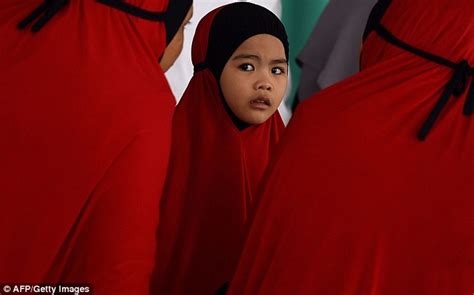 Muslim Girls As Young As Three Now Choosing To Wear Hijabs Daily