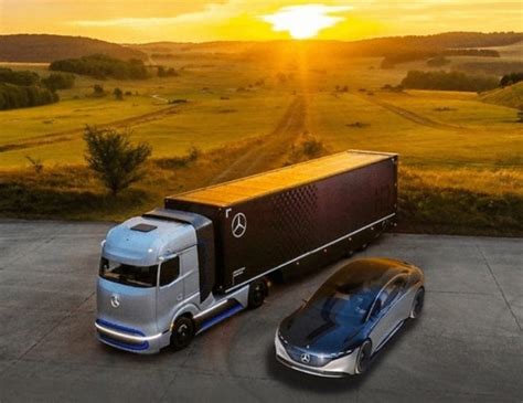 Daimler To Become Mercedes Benz Splitting Trucks From Passenger Cars