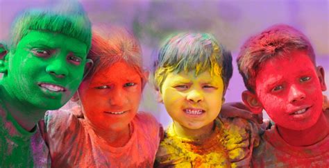 Começa O Holi Festival Para Comemorar A Primavera Na Índia Jornal Joca
