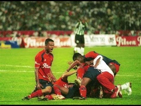 Nosotros íbamos con las ganas y la ilusión, pero el favoritismo era 100 % de nacional. Medellin Vs Nacional. Medellín vs Nacional, el primer ...