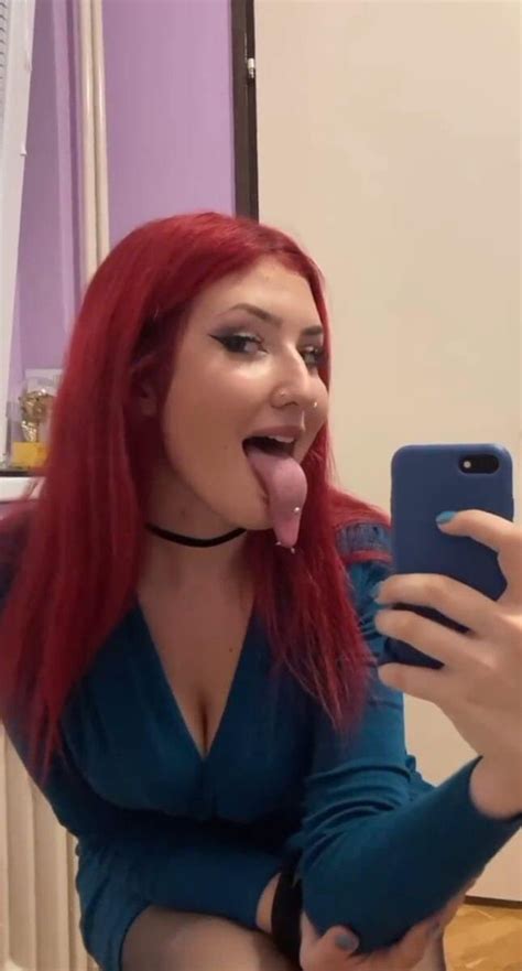 Long Tongue Booty On Twitter Long And Pierced Https T Co Pcfaxia C Twitter