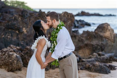 20220901 06 41 23 Mariah Milan Maui Hawaii Wedding Portrait And