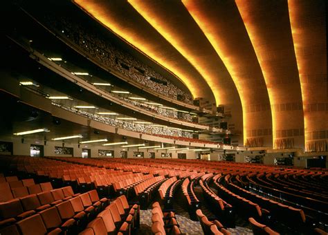 Radio City Music Hall H³