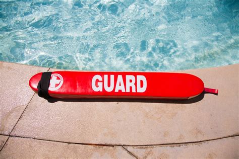 Top Stories Lifeguard Saves Woman From Drowning First Week On The Job